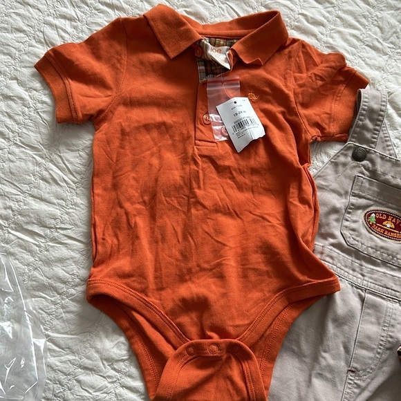 18-24m Osh Kosh shorts and short sleeve onsie shirt,chaps and old navy overalls - Picture 6 of 16